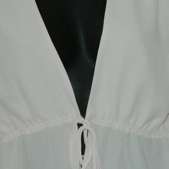 Sunday Best Aritzia Soft Pink Cropped Peplum Crepe Fabric Blouse Top Size M - Picture 6 of 12